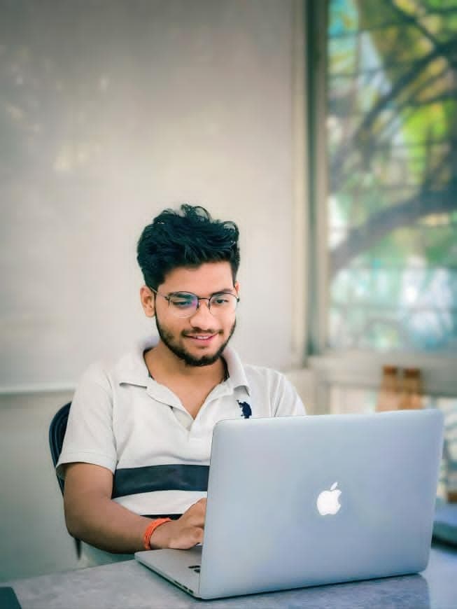 Aniket Salukhe